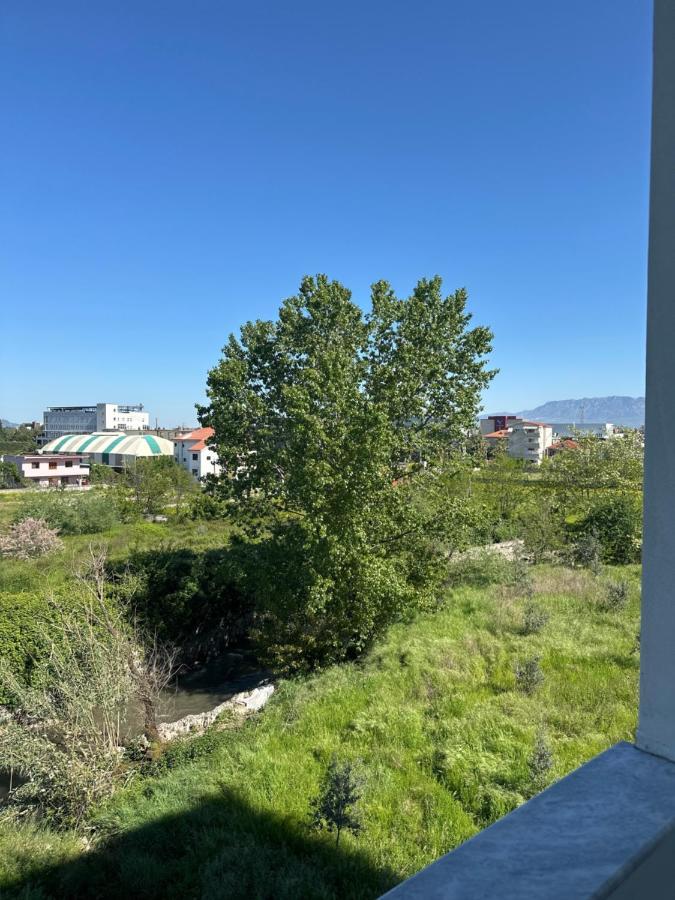 Sunny Riverside Tirana'S Oasis - Breakfast & Dinner Luaran gambar